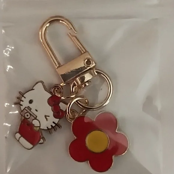 Hello kitty keychsin - Picture 1 of 2
